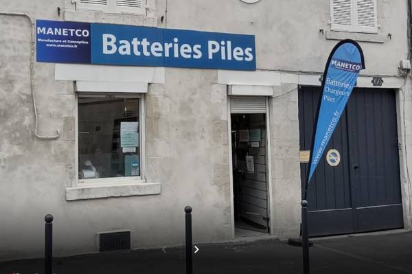 Manecto Onduleurs - Batteries - Accumulauteurs